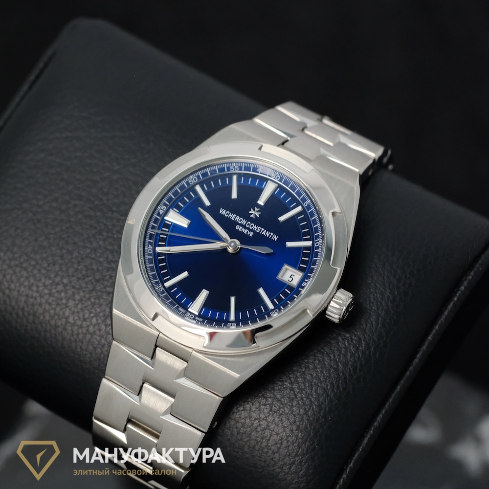 Overseas Automatic Date 41 mm