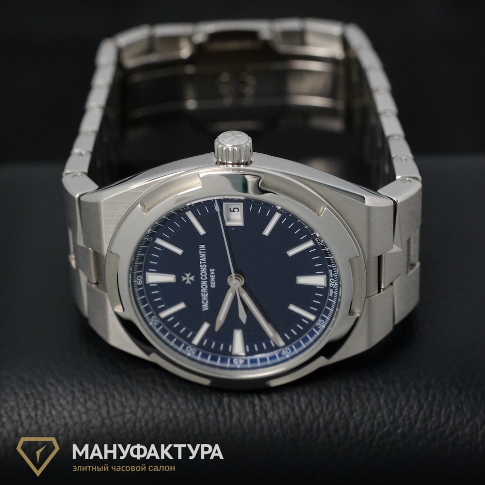 Overseas Automatic Date 41 mm