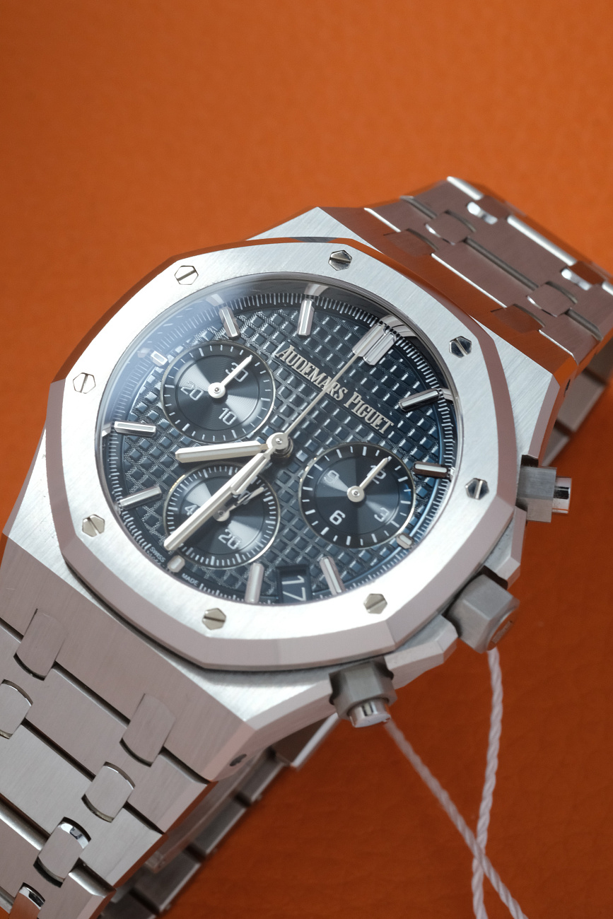 Audemars Piguet в наличии в Москве в &quot;Мануфактуре&quot;! 