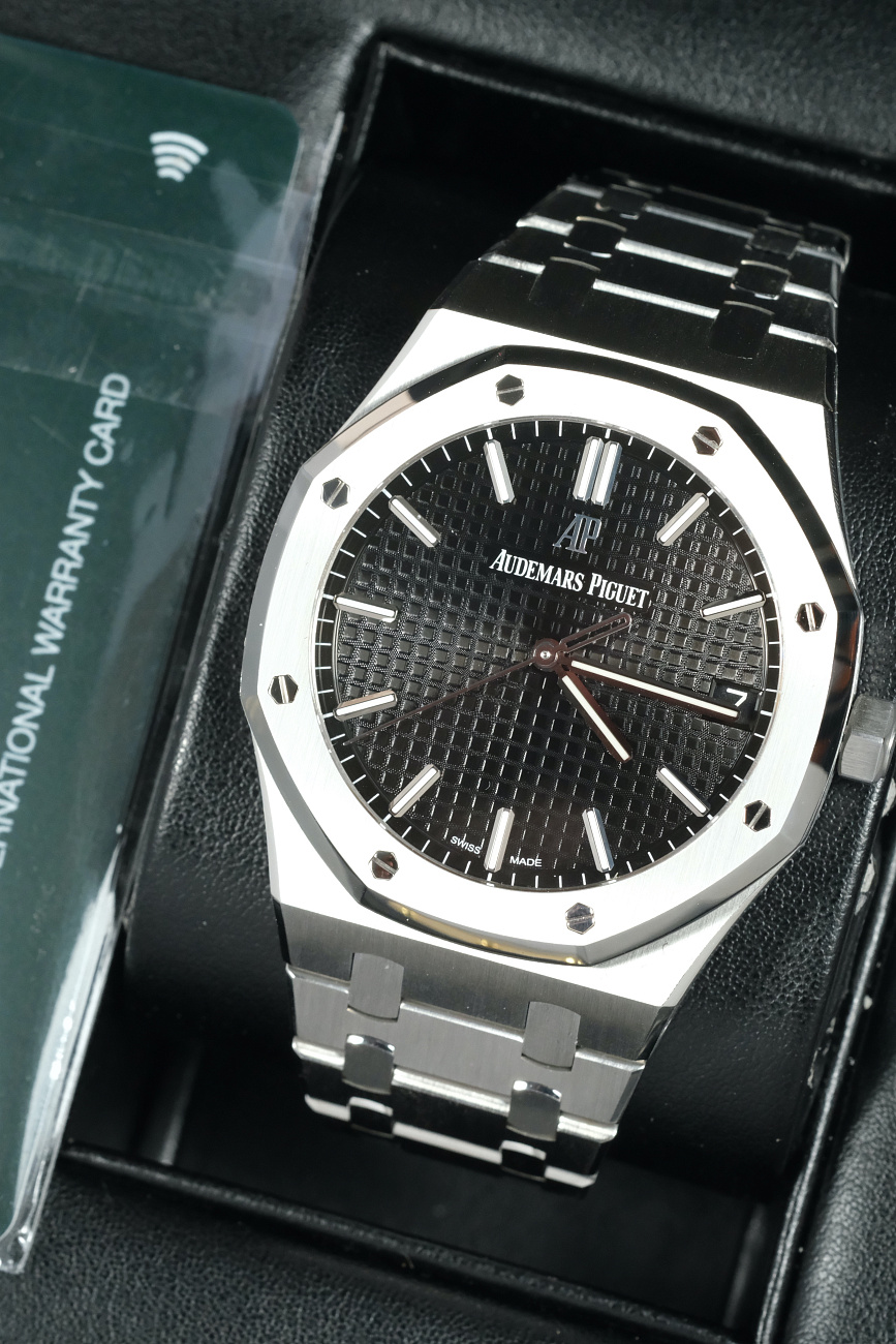 Audemars Piguet в наличии в Москве в &quot;Мануфактуре&quot;! 