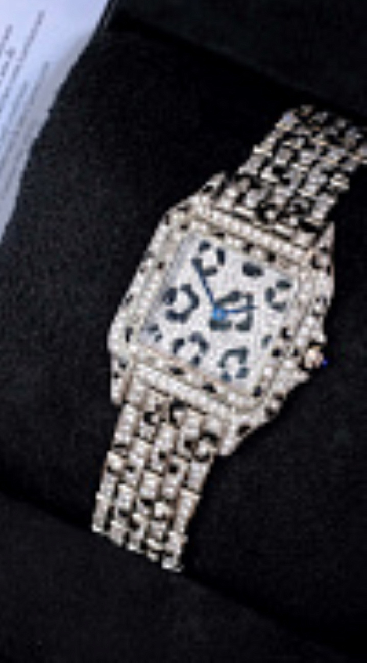Cartier в наличии в Москве в &quot;Мануфактуре&quot;! 