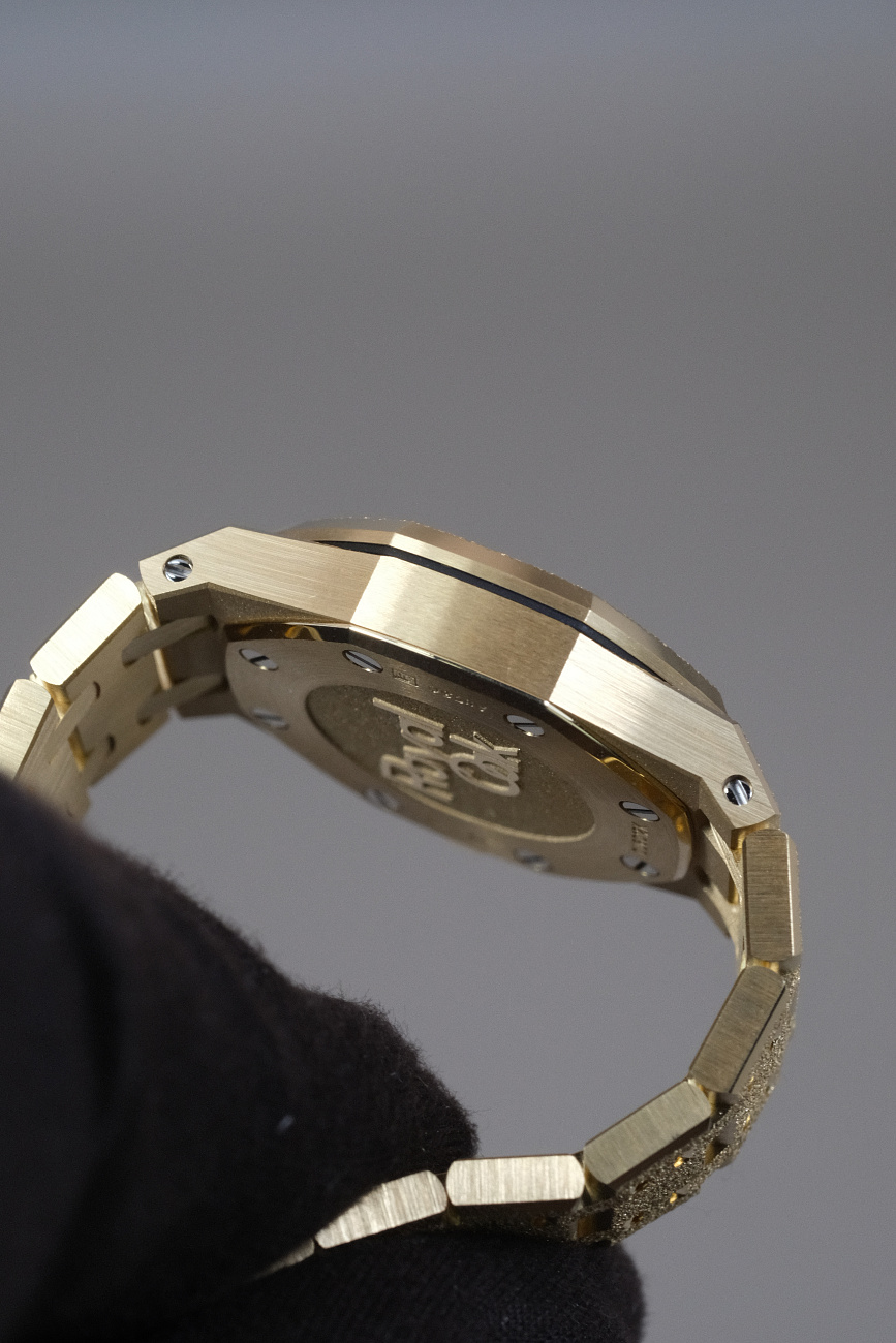 Audemars Piguet в наличии в Москве в &quot;Мануфактуре&quot;! 