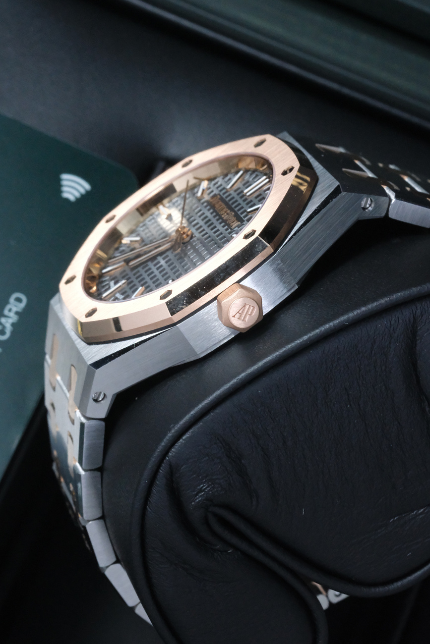 Audemars Piguet в наличии в Москве в &quot;Мануфактуре&quot;! 