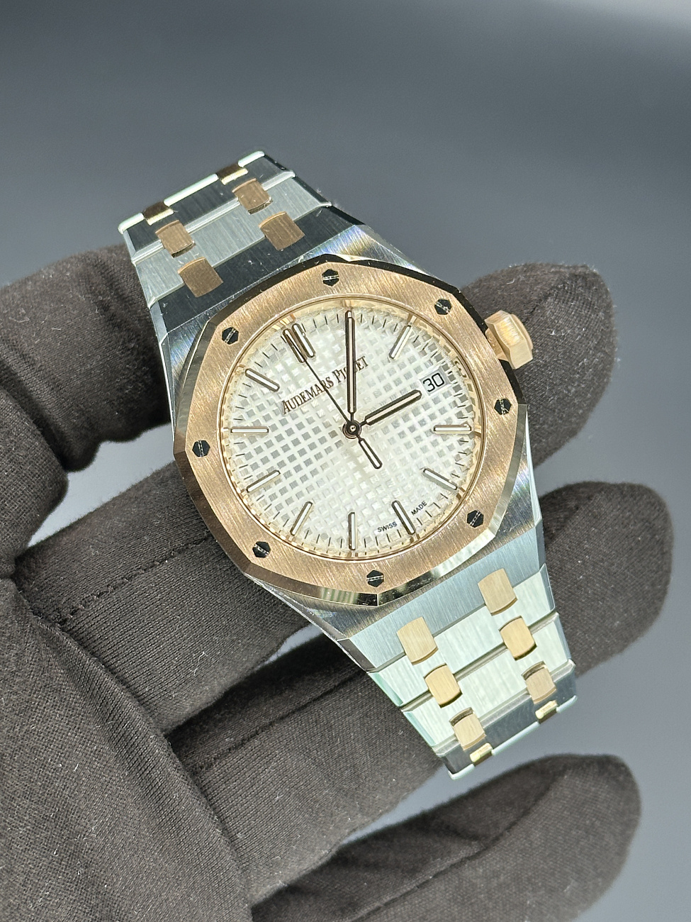 Audemars Piguet в наличии в Москве в &quot;Мануфактуре&quot;! 