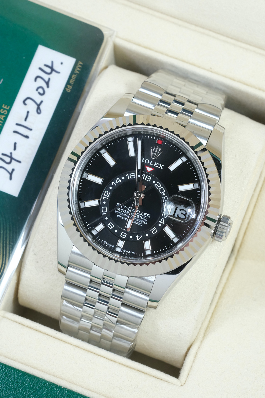 Rolex в наличии в Москве в &quot;Мануфактуре&quot;! 