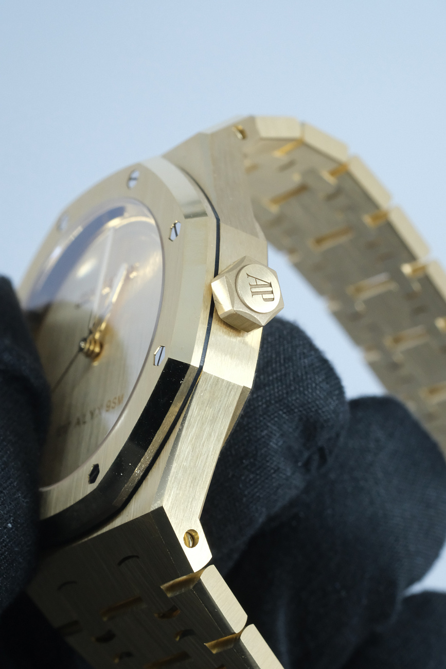 Audemars Piguet в наличии в Москве в &quot;Мануфактуре&quot;! 