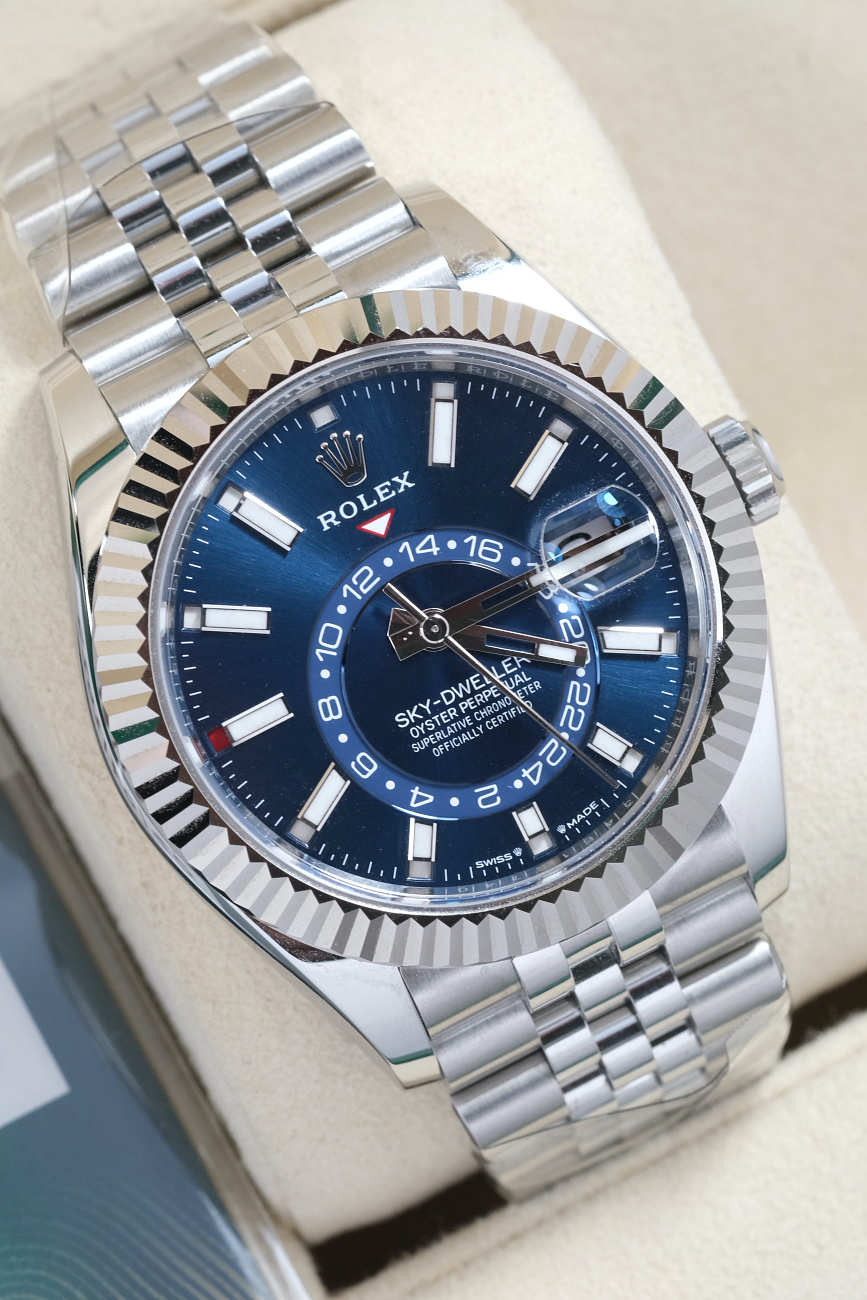 Rolex в наличии в Москве в &quot;Мануфактуре&quot;! 