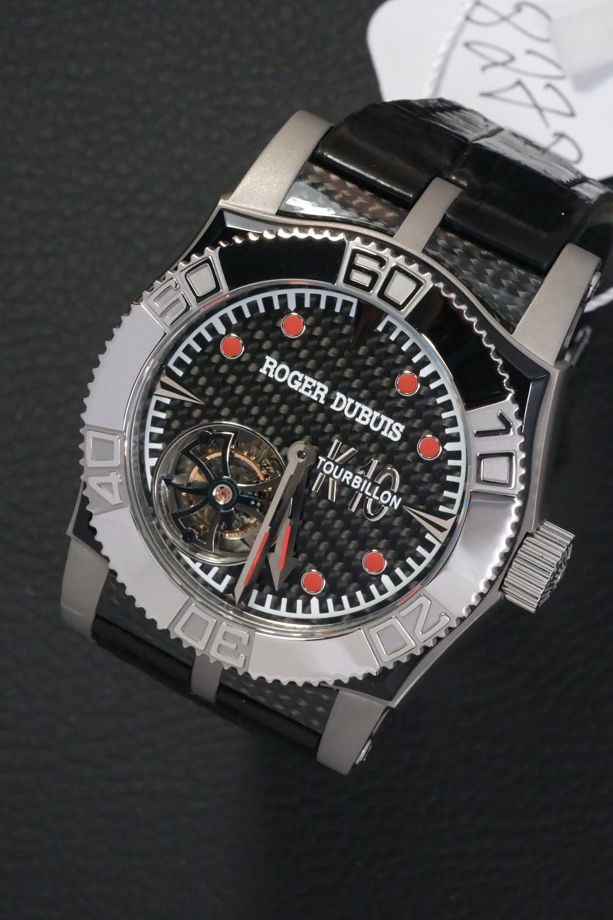 Roger Dubuis в наличии в Москве в &quot;Мануфактуре&quot;! 