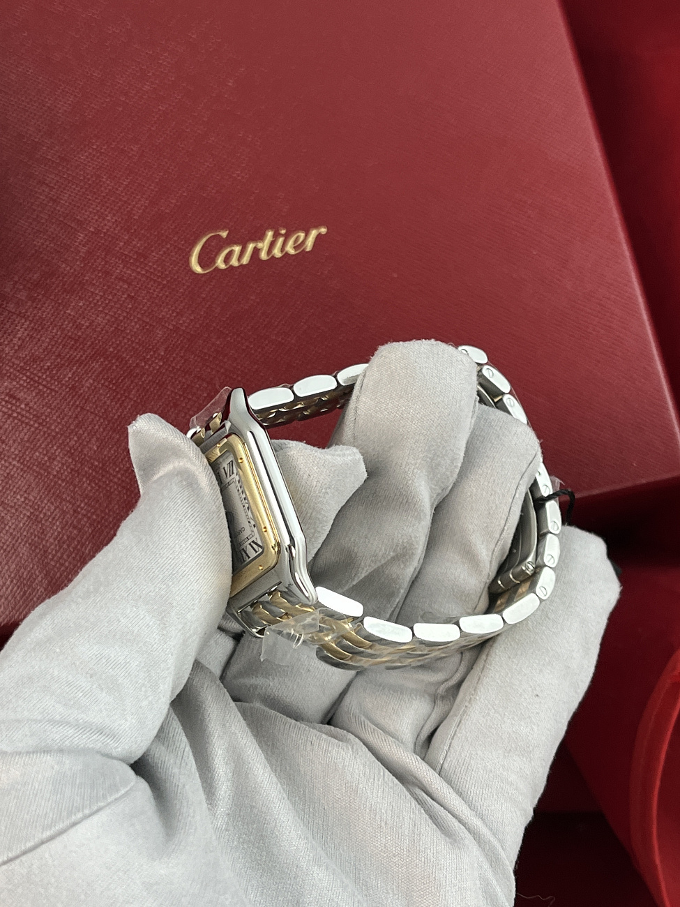 Cartier в наличии в Москве в &quot;Мануфактуре&quot;! 