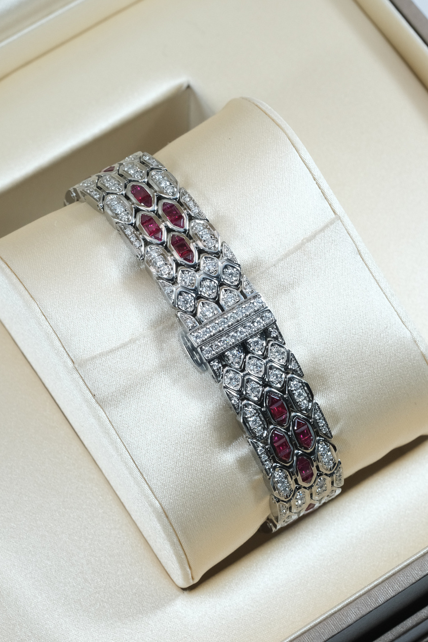 Bvlgari в наличии в Москве в &quot;Мануфактуре&quot;! 