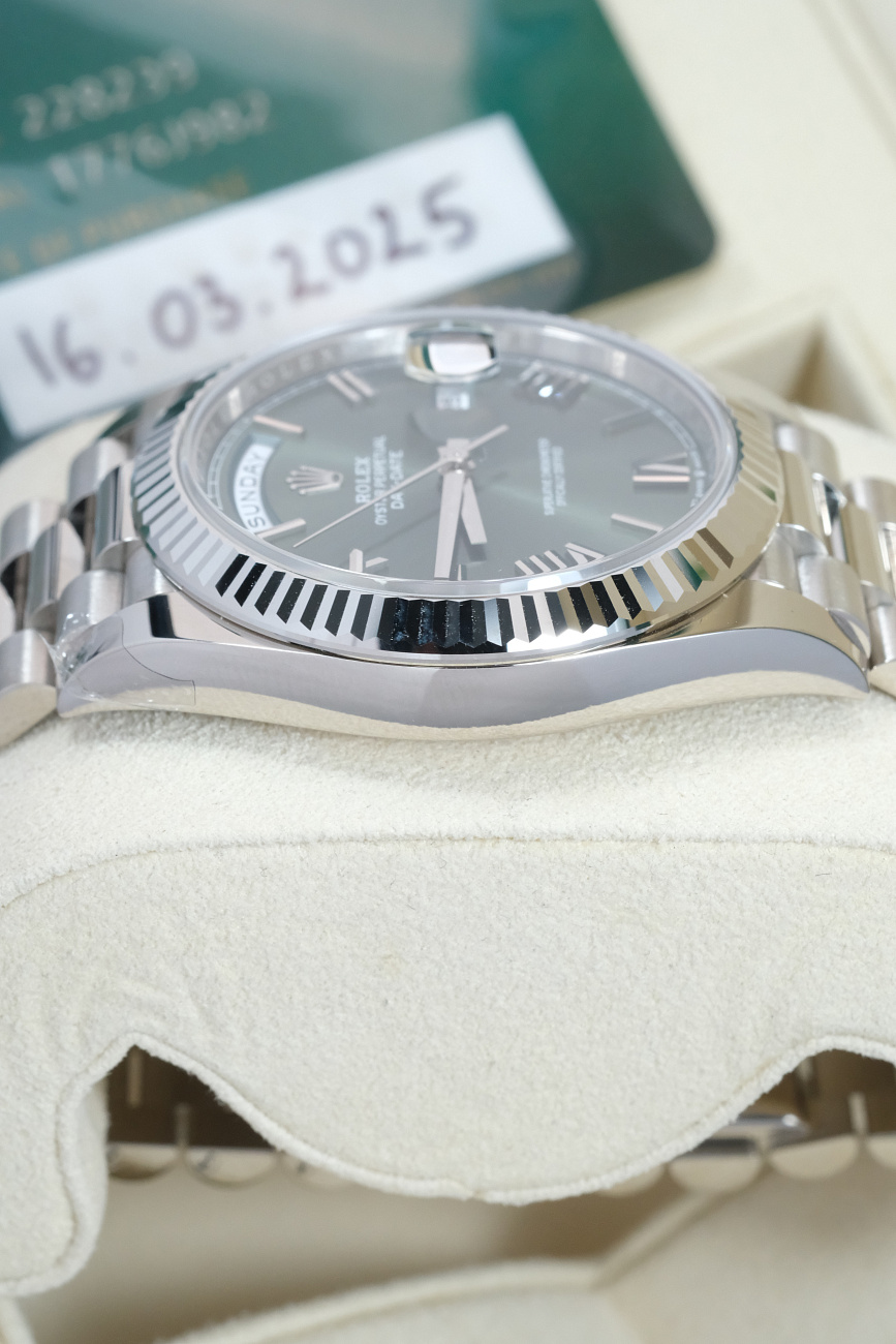 Rolex в наличии в Москве в &quot;Мануфактуре&quot;! 