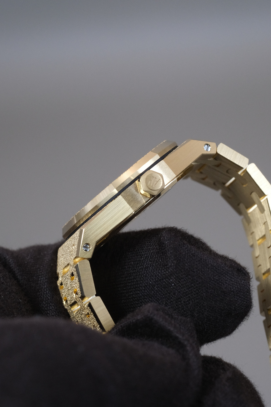 Audemars Piguet в наличии в Москве в &quot;Мануфактуре&quot;! 