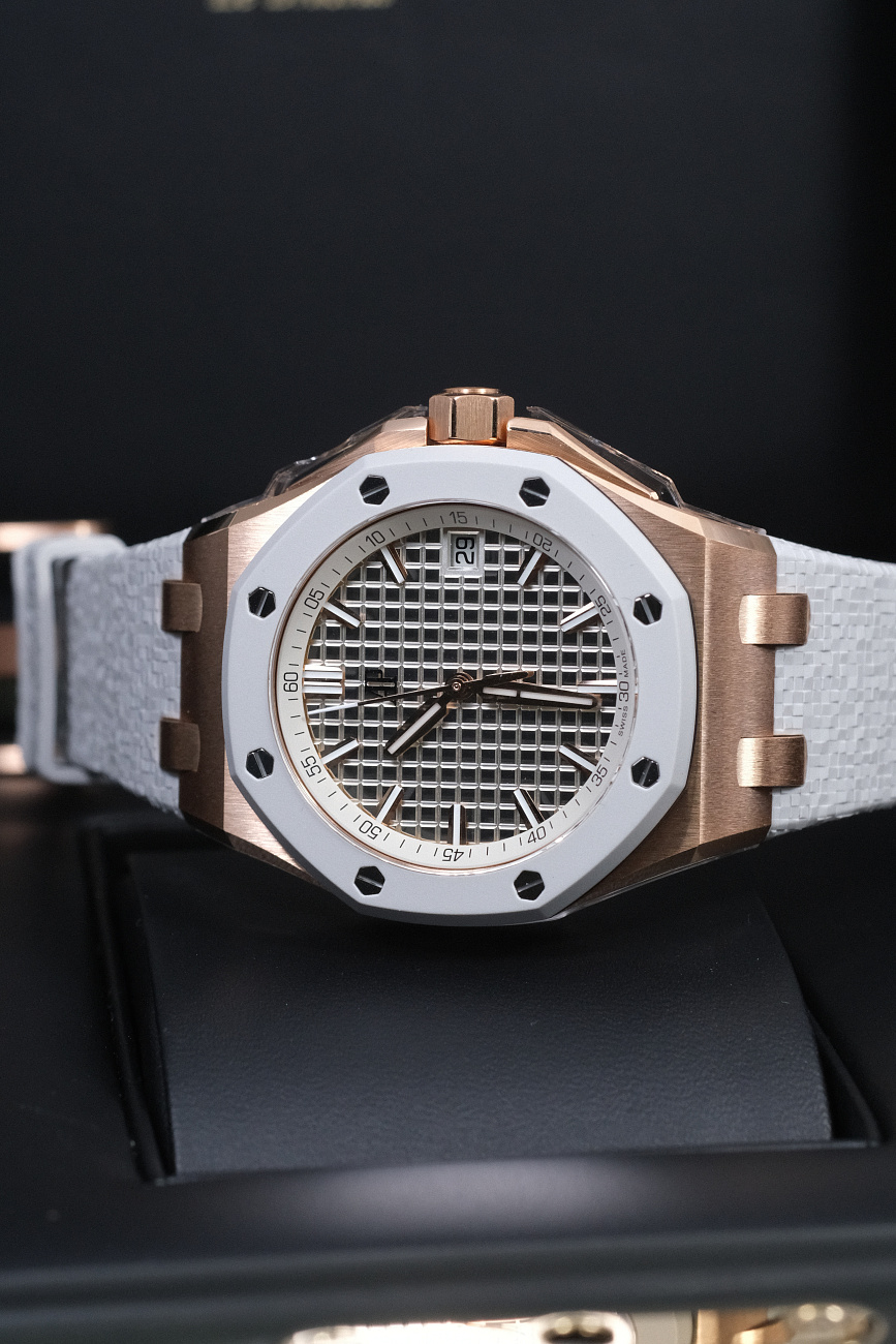 Audemars Piguet в наличии в Москве в &quot;Мануфактуре&quot;! 