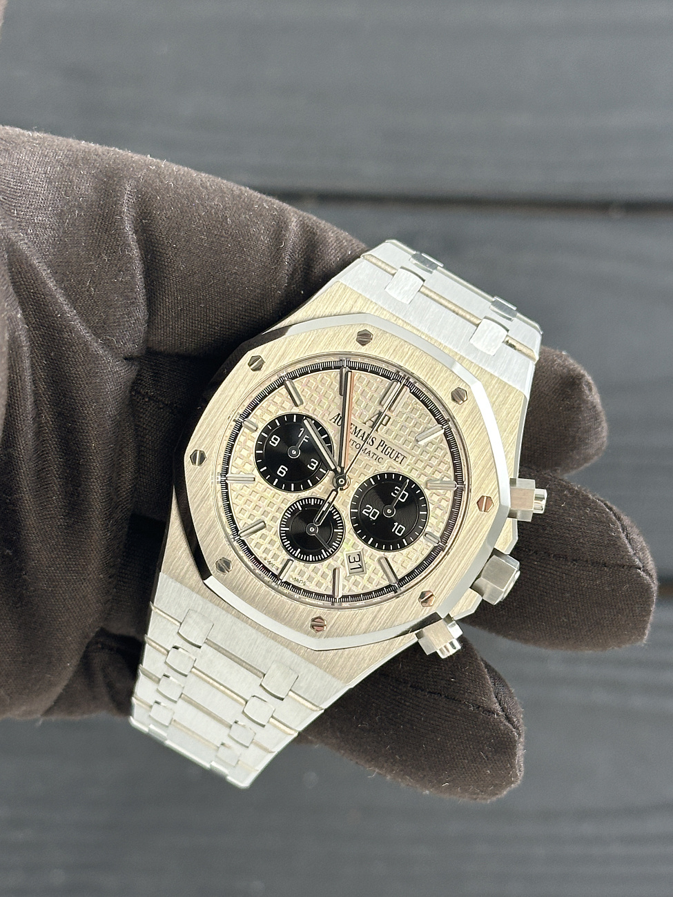 Audemars Piguet в наличии в Москве в &quot;Мануфактуре&quot;! 