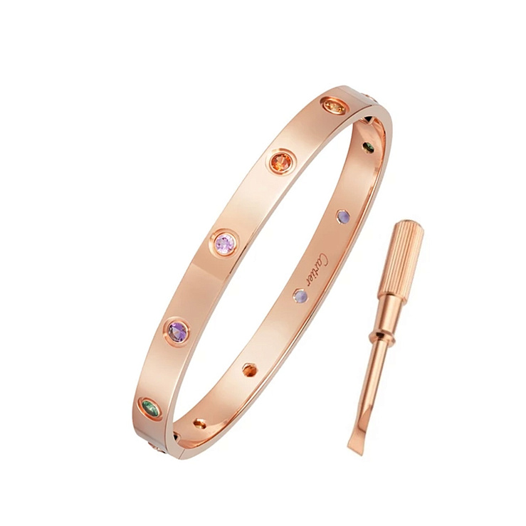Cartier в наличии в Москве в &quot;Мануфактуре&quot;! 