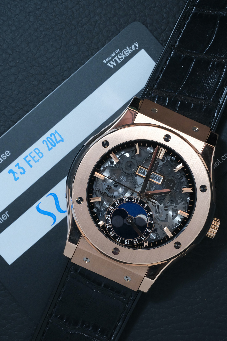 Hublot в наличии в Москве в &quot;Мануфактуре&quot;! 