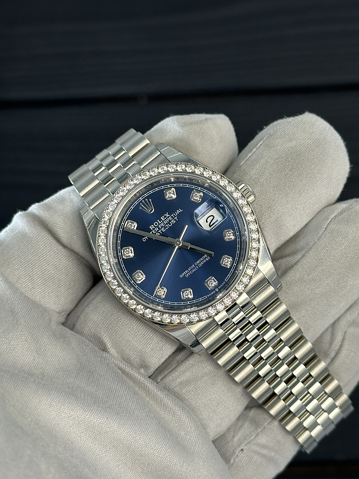 Rolex OYSTER PERPETUAL DATEJUST 36 Diamonds Bezel Blue Dial 126284RBR