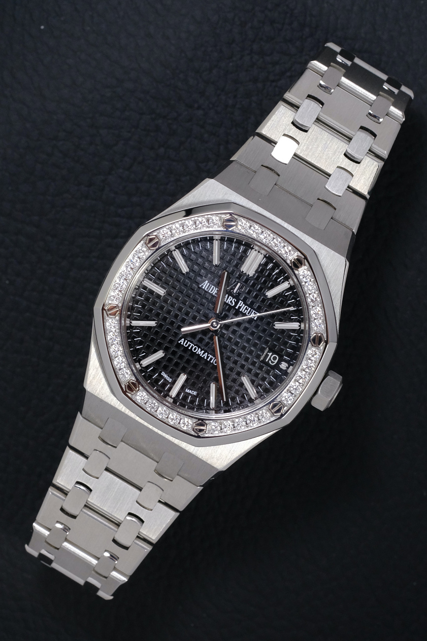 Audemars Piguet в наличии в Москве в &quot;Мануфактуре&quot;! 