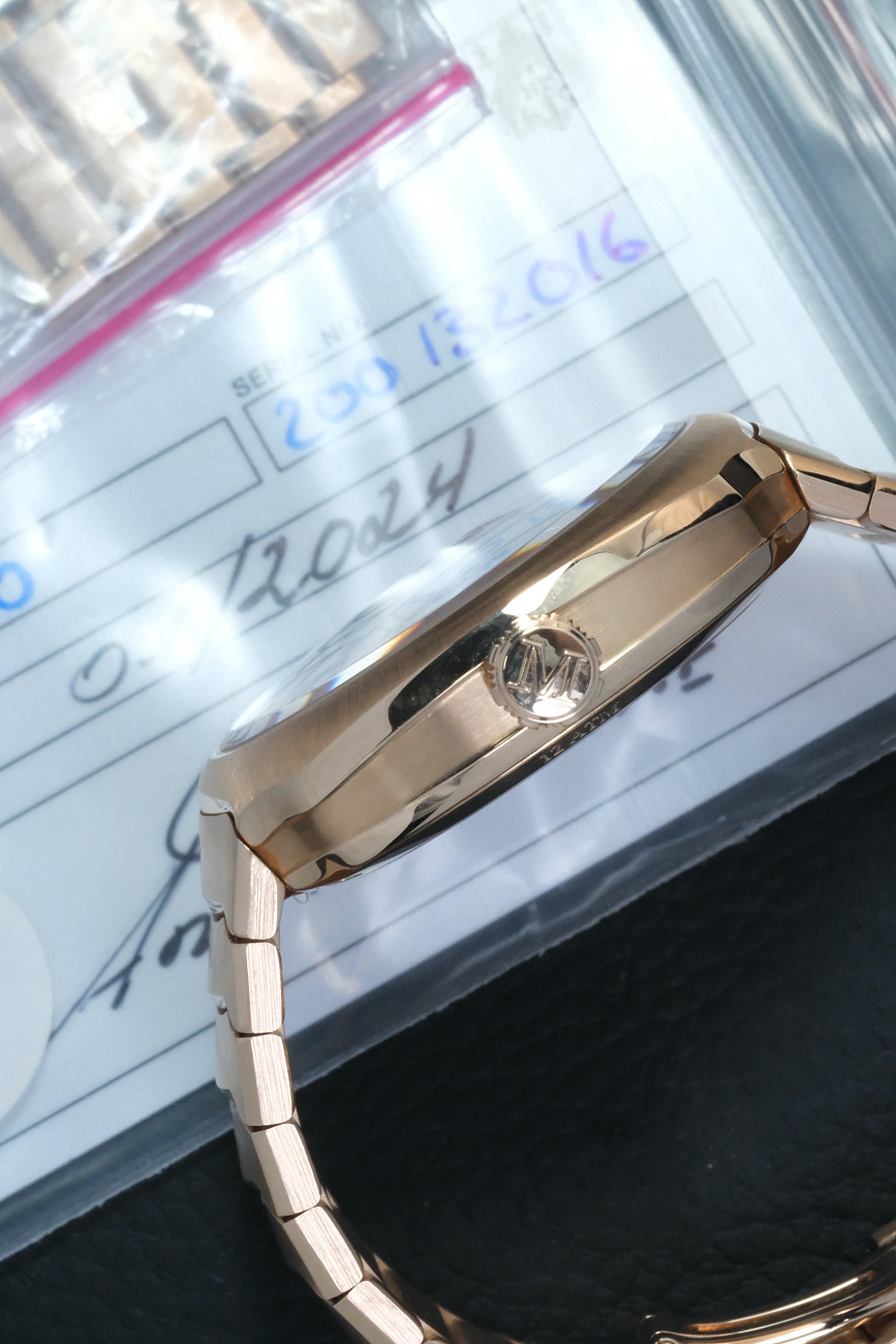 H. Moser & Cie в наличии в Москве в &quot;Мануфактуре&quot;! 