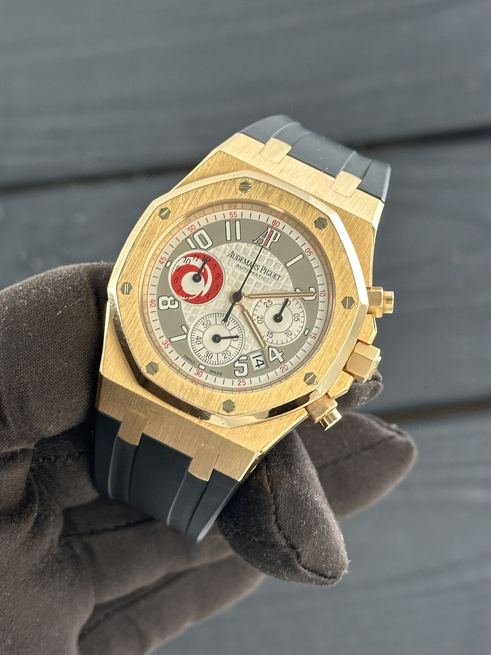 Audemars Piguet в наличии в Москве в &quot;Мануфактуре&quot;! 