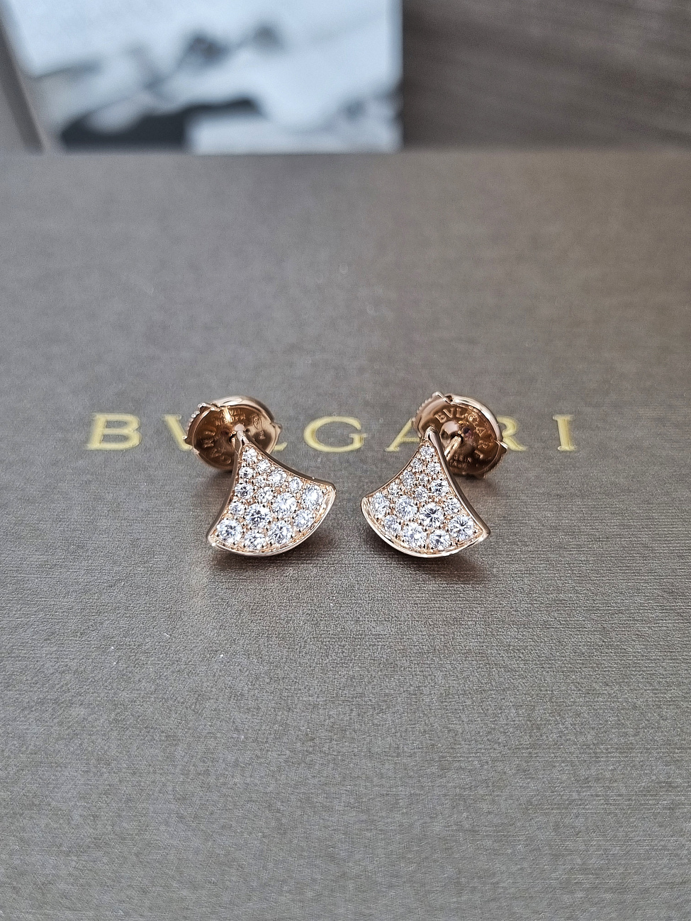 Bvlgari в наличии в Москве в &quot;Мануфактуре&quot;! 