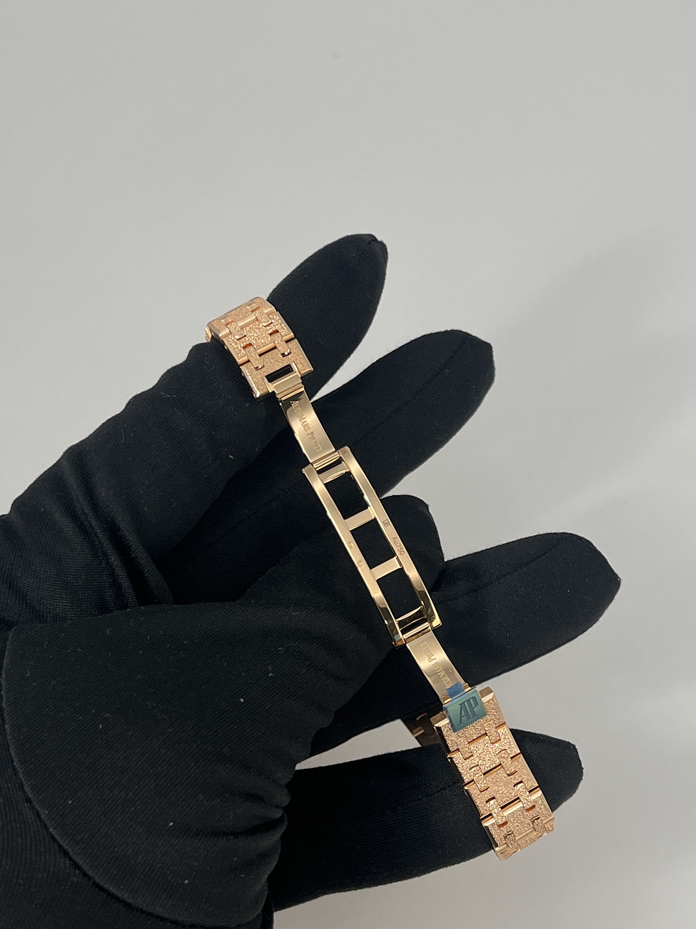 Audemars Piguet в наличии в Москве в &quot;Мануфактуре&quot;! 