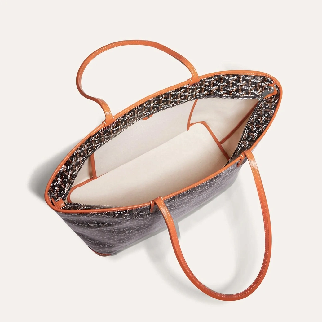 Goyard в наличии в Москве в &quot;Мануфактуре&quot;! 
