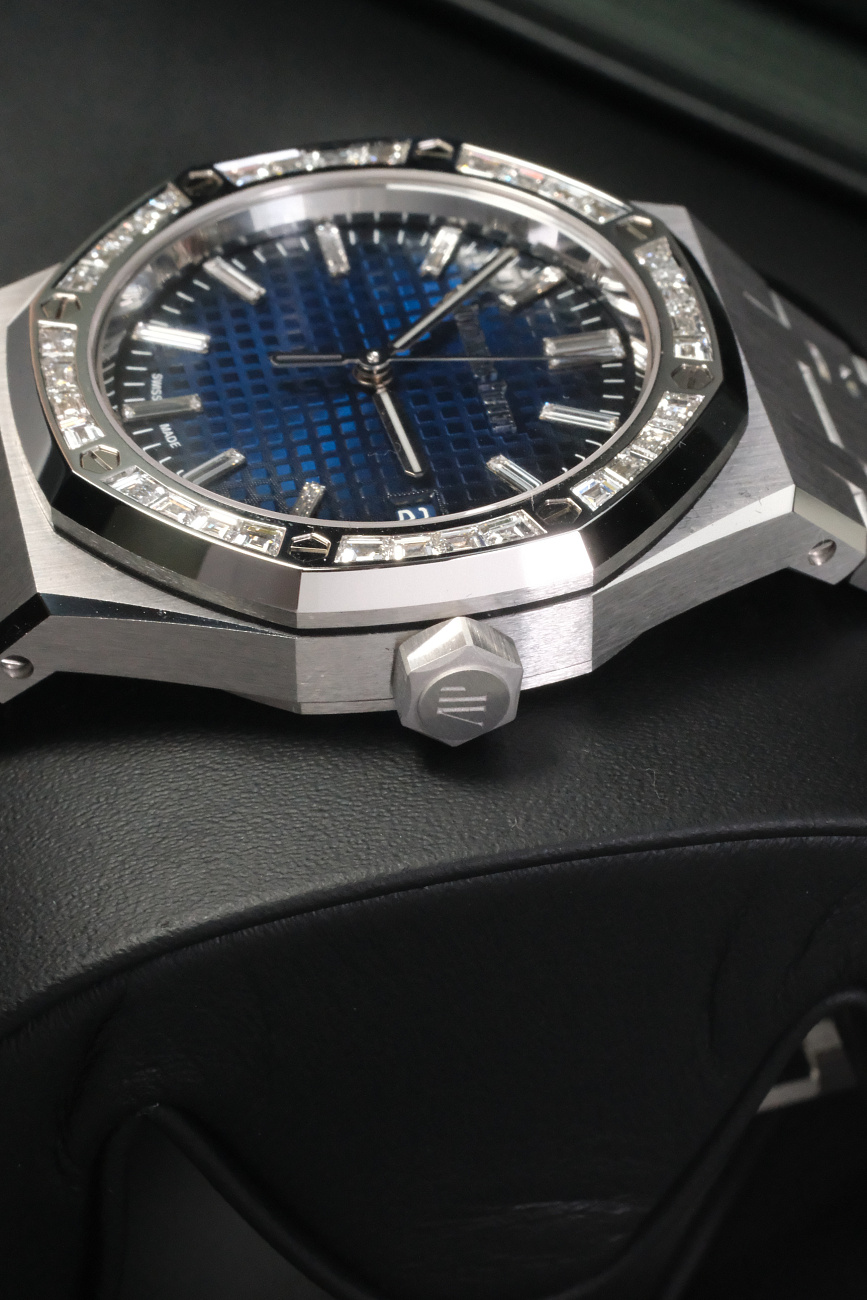 Audemars Piguet в наличии в Москве в &quot;Мануфактуре&quot;! 