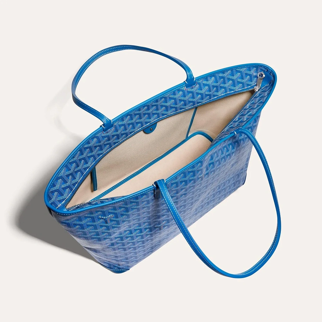 Goyard в наличии в Москве в &quot;Мануфактуре&quot;! 