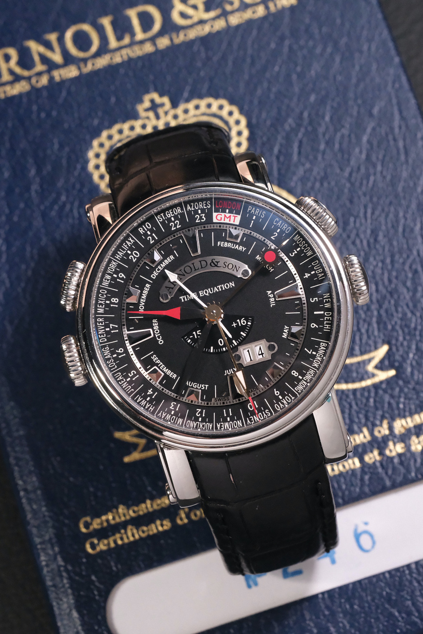 Arnold & Son в наличии в Москве в &quot;Мануфактуре&quot;! 